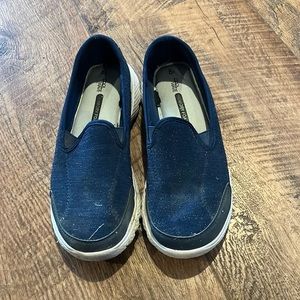 Cool wave memory Foam shoes